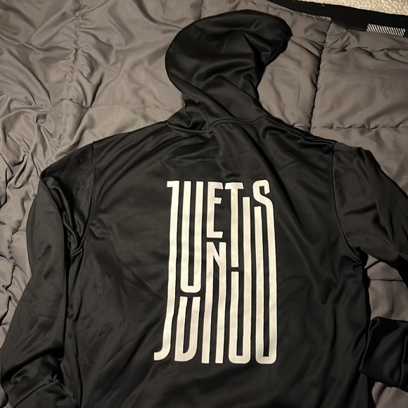 Hoodie - Juventus FC Soccer - Picture 2 of 6